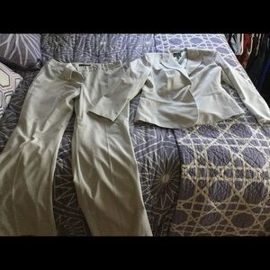 The Limited pant suit